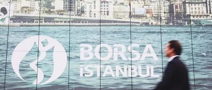 Borsa tarihinde ilk kez 10 bin puanın üzerine çıktı
