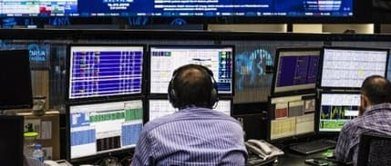 Borsada lira bazlı yeni rekor