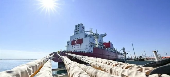 BOTAŞ'a ait FSRU ilk kez yurt dışında görev yapacak