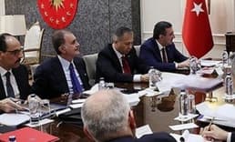 Boykota tepkiler büyüdü: ''Milli markaların hedef alınması ekonomiye zarar verir''