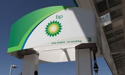 BP, yeşil yatırımları bırakarak fosile geri dönüyor