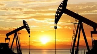 Brent petrol 50 dolar düzeyine geriledi