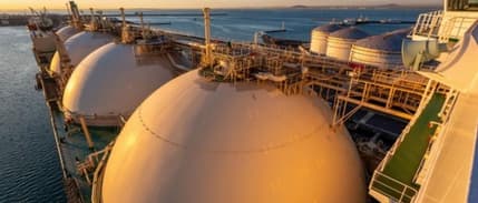 Brent petrol fiyatları iki haftanın en yüksek seviyesine ulaştıktan sonra geri çekildi