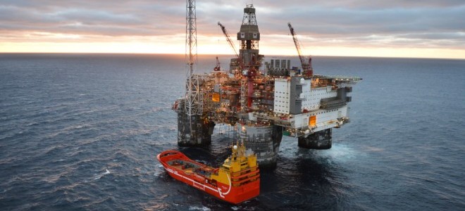 Brent petrol piyasalarda risk iştahının artmasıyla yükselişe geçti