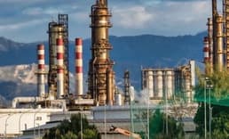 Brent petrol Çin'in talep belirsizliği ve yaklaşan Fed toplantısının etkisiyle düşüşte