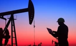 Brent petrolün varili 82,81 dolar