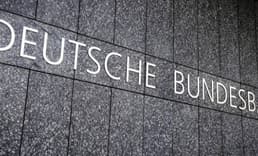 Bundesbank, Almanya'da enflasyon tahminini ikiye katlayarak daha zayıf büyüme öngördü 