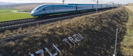 Bursa ile Ankara ve İstanbul arası 2 saat 15 dakikaya düşüyor