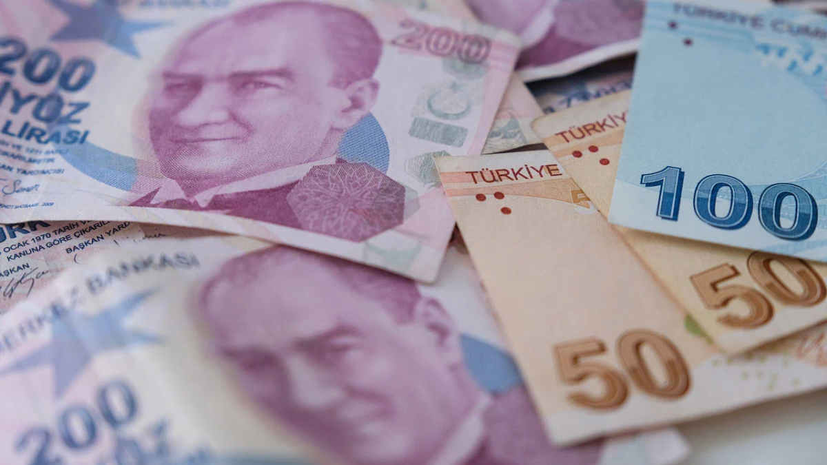 Bütçe açığı 7 ayda 1,32 trilyon lirayı aştı
