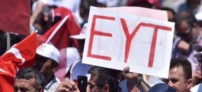 EYT'de merak edilen soruları Prof. Dr. Cem Kılıç yanıtladı