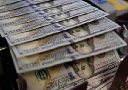 Cari Açık Sonrası Dolar 4.77, Euro 5.61, Sterlin 6.33 Lirada