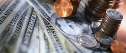 Cari denge 1.55 milyar dolar fazla verdi