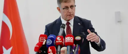 Cemil Tugay CHP'den istifa etti