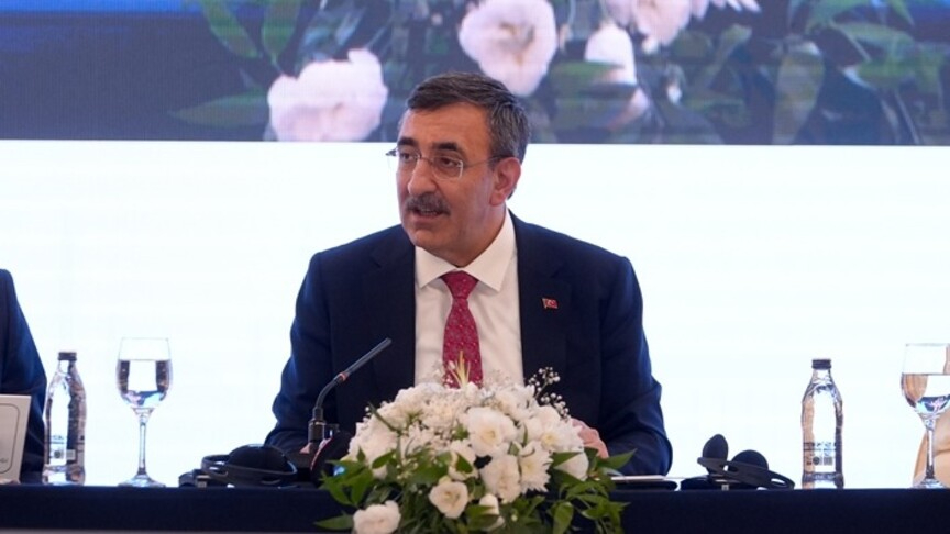 Cevdet Yılmaz: İslam ülkelerinin küresel ticaret payını artırmalıyız