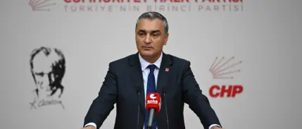 CHP'de 26 il yönetimi görevden alındı