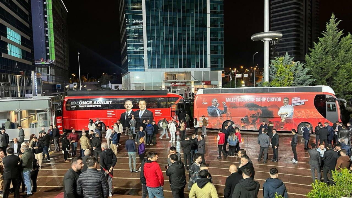 CHP Genel Merkezi'nde tahliye gerginliği