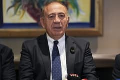 CHP İstanbul İl Başkanlığı davası ertelendi: Gürsel Tekin göreve devam edecek