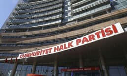 CHP İstanbul yönetimi görevden alındı