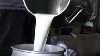 Çiğ süt fiyatlarına yeni düzenleme geldi