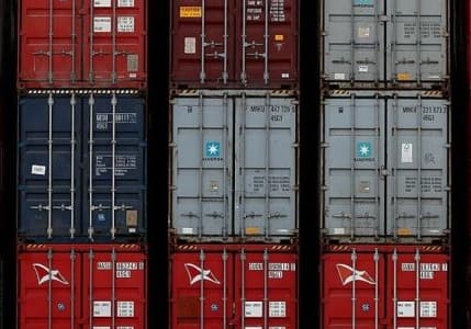 Çin`in ihracat ve ithalatı kasım ayında düşüşünü sürdürdü