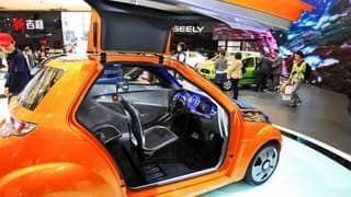 Çin Oto Parça ve Otomobilde Gümrük Vergilerini Düşürüyor