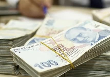 TÜİK: Çocukken yoksul olanların %16,5'i şu anda en yüksek gelir grubunda