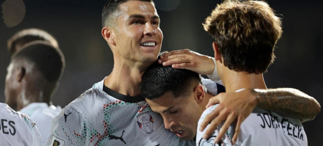 Cristiano Ronaldo ilk futbol milyarderi oldu
