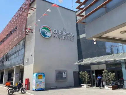 Çukurova Belediyesine yolsuzluk ve rüşvet operasyonu