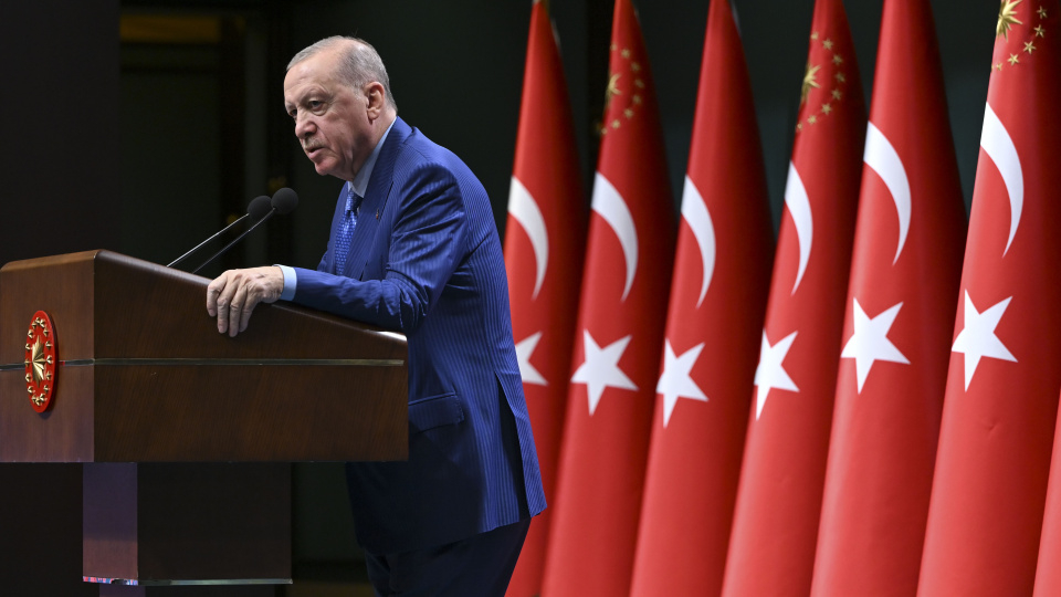 Cumhurbaşkanı Erdoğan Ankara'da ekonomi yönetimini topluyor