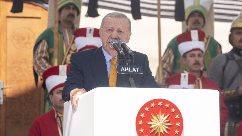 Cumhurbaşkanı Erdoğan'dan Ahlat'ta Terörsüz Türkiye mesajı