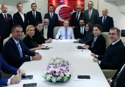 Cumhurbaşkanı Erdoğan'dan Bakü dönüşü Suriye'ye operasyon sinyali 