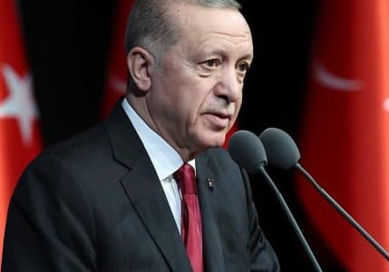 Cumhurbaşkanı Erdoğan'dan İspanya'da vize mesajı