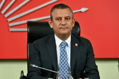 Cumhurbaşkanı Erdoğan’ın avukatı açıkladı: Özgür Özel’e 300 bin TL tazminat cezası verildi