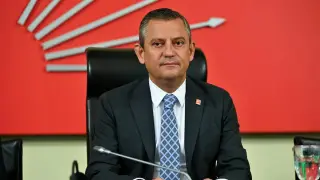 Cumhurbaşkanı Erdoğan’ın avukatı açıkladı: Özgür Özel’e 300 bin TL tazminat cezası verildi