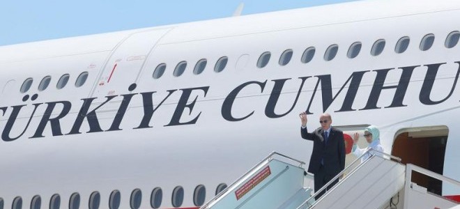 Cumhurbaşkanı Erdoğan, Körfez turunun son durağı olan BAE'ye gitti