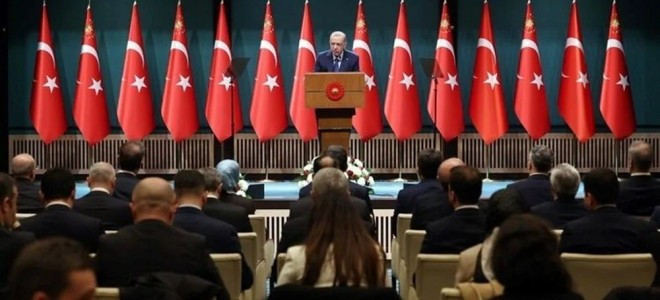 Cumhurbaşkanı Erdoğan: Krizleri başarıyla yönetiyoruz