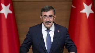 Cumhurbaşkanı Yardımcısı Yılmaz, Londra'da Türkiye ekonomisini anlattı