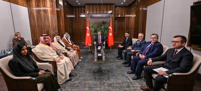 Cumhurbaşkanı Yardımcısı Yılmaz, Suudi Arabistanlı bakanlarla görüştü