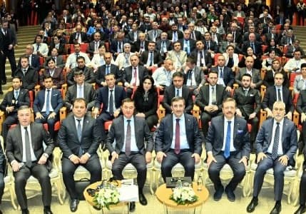 Cumhurbaşkanı Yardımcısı Yılmaz, enflasyonda tek hane için tarih verdi