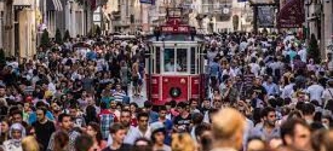 Cushman & Wakefield: İstiklal Caddesi, %120’lik kira artışıyla rekor kırdı