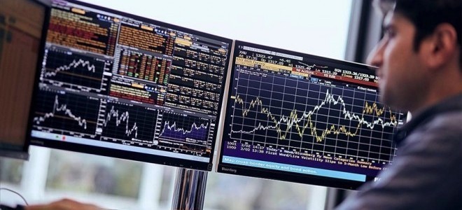 Davranışsal finans nedir? Geleneksel finans teorileriyle arasındaki farklar nelerdir?