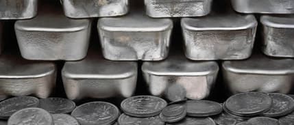 Değerli metal fiyatları ticaret iyimserlikleriyle düştü