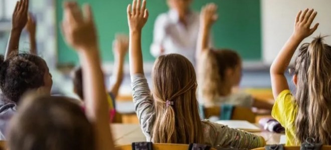 Deprem bölgesinde eğitime verilen ara uzatıldı