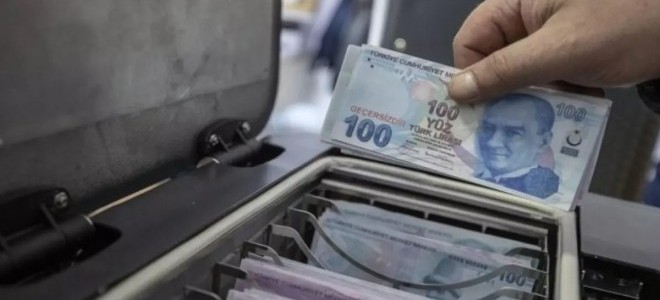 Deprem bölgesindeki KOBİ'lere 4 milyar liralık kredi desteği