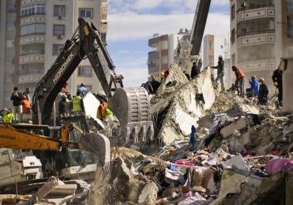 "Deprem sonrasında yeniden yapım maliyeti 843 milyar lirayı bulacak"