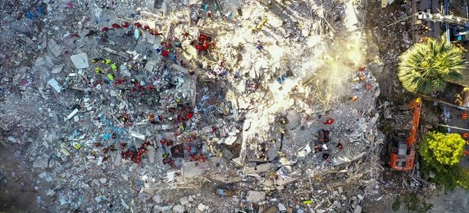 Depremin ardından tüm dünyadan Türkiye'ye taziye ve destek mesajı geldi