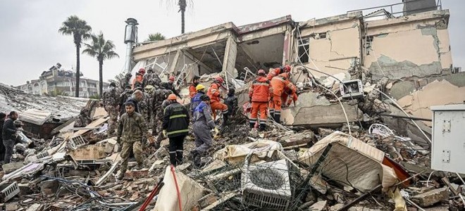 Depremin ekonomik büyümeye etkisi nasıl olacak?