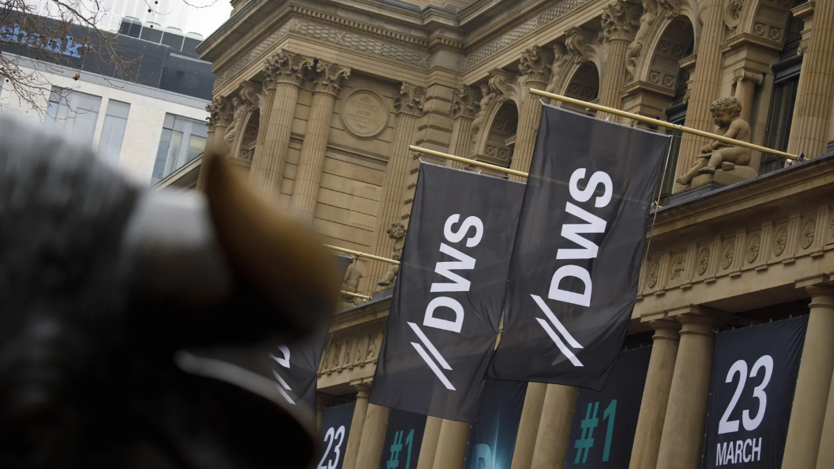 Deutsche Bank’ın varlık yönetim şirketi altında 2027 hedefini açıkladı
