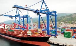 Dış Ticaret Açığı Ocak Ayında Yüzde Arttı