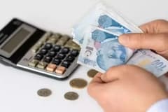 DİSK-AR: Asgari ücretli, ücreti cebine girmeden 1359 TL'sini kaybetti